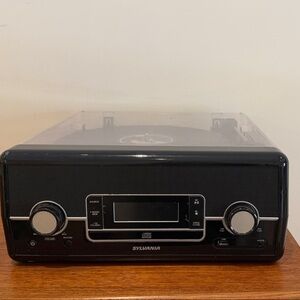 Sylvania cd player radio and record player with usb and recording capability’s